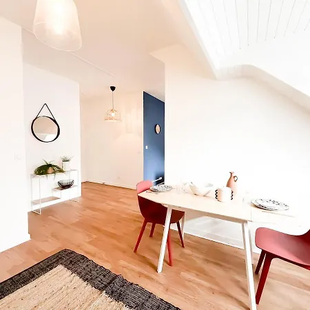 Apartment Le Coquelicot-t2, 100m De La Plage, Coeur Commando